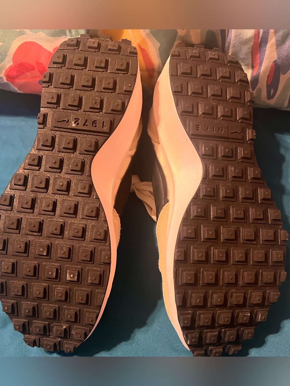 Nike Waffle Debut Women’s Sneakers Sanddrift Black Size 6.5 NWOB New